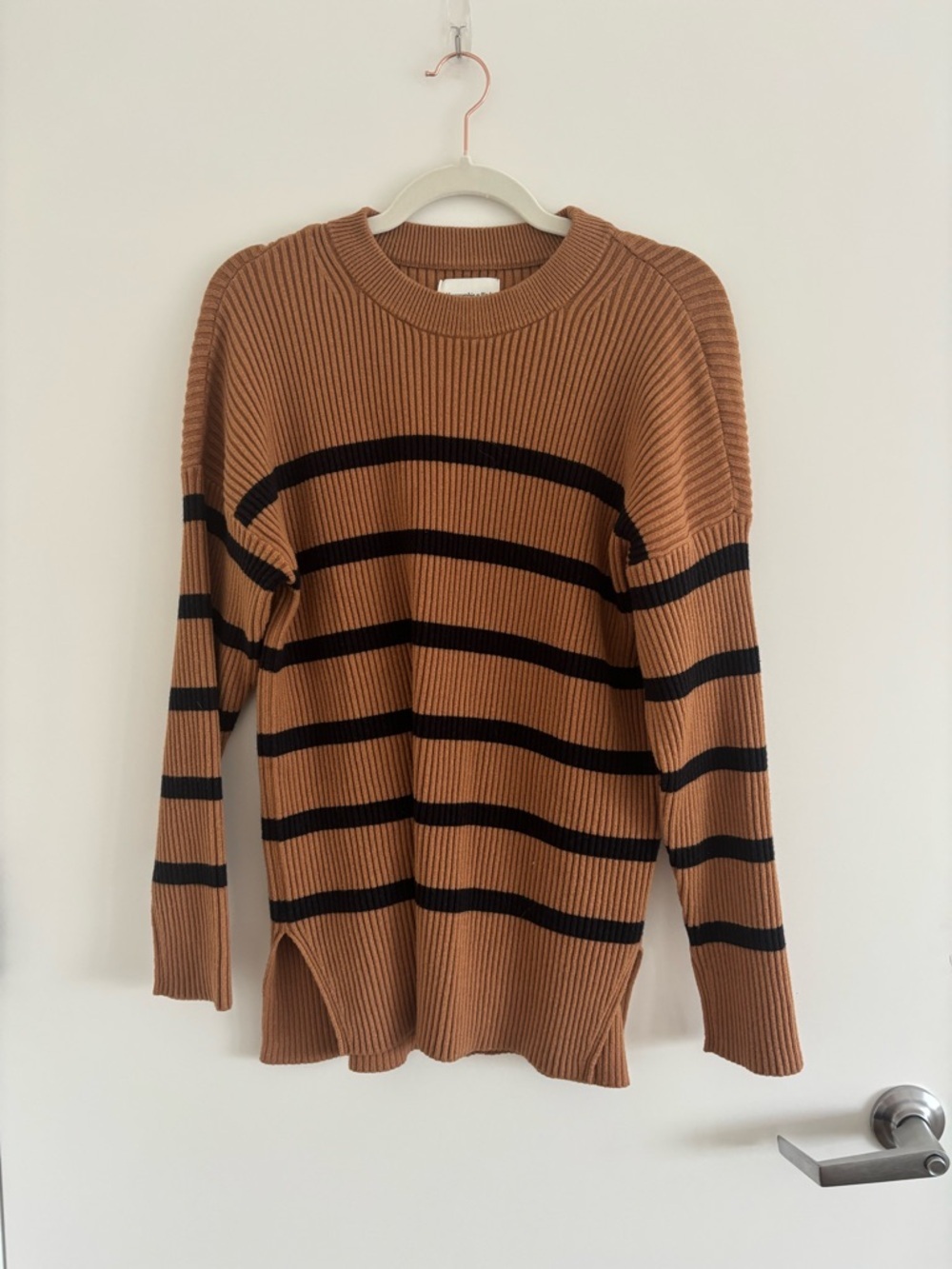 Abercrombie and Fitch Soft AF Luxe Loft Sweater - Picture 2 of 6